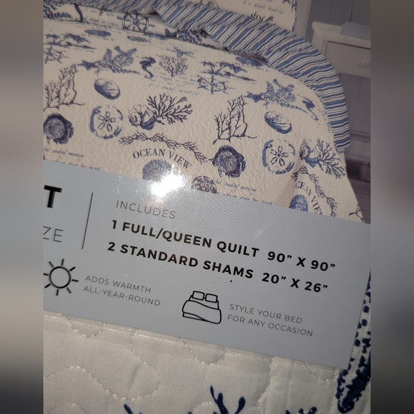 Coastal Theme Quilt with Shams Full/Queen With Bonus Pillow Blue White NIP - Picture 6 of 11